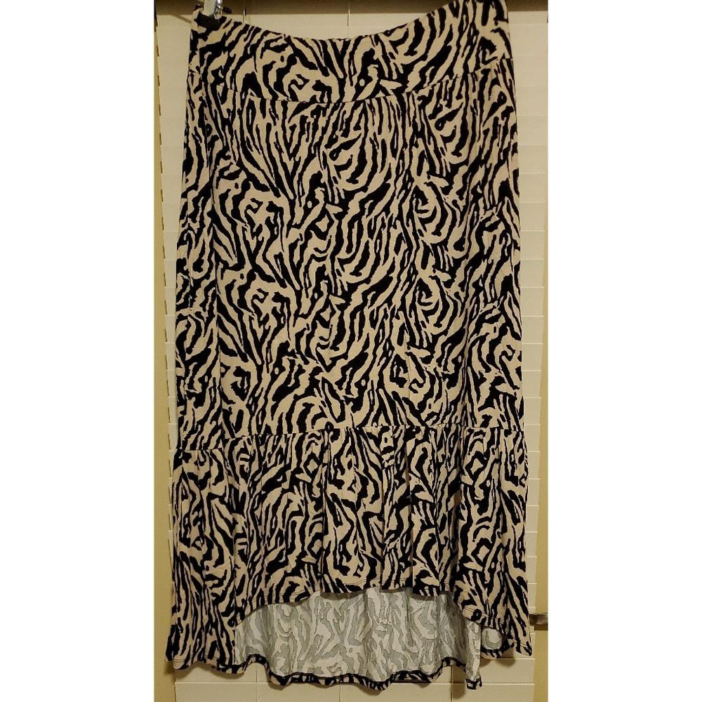 PLUS SIZE Animal Print High-Low Full Length Skirt